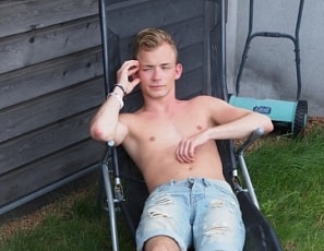 toesuckingguys.com/episodes/Milo-Tristan-Photos