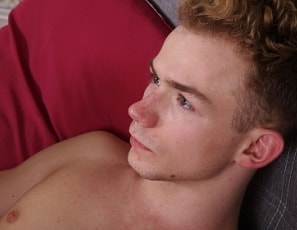 toesuckingguys.com/episodes/Moonek-Tristan-Photos